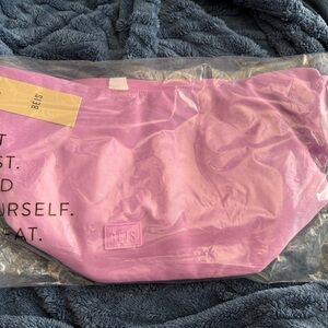 NWT BEIS Crescent Catchall in Berry